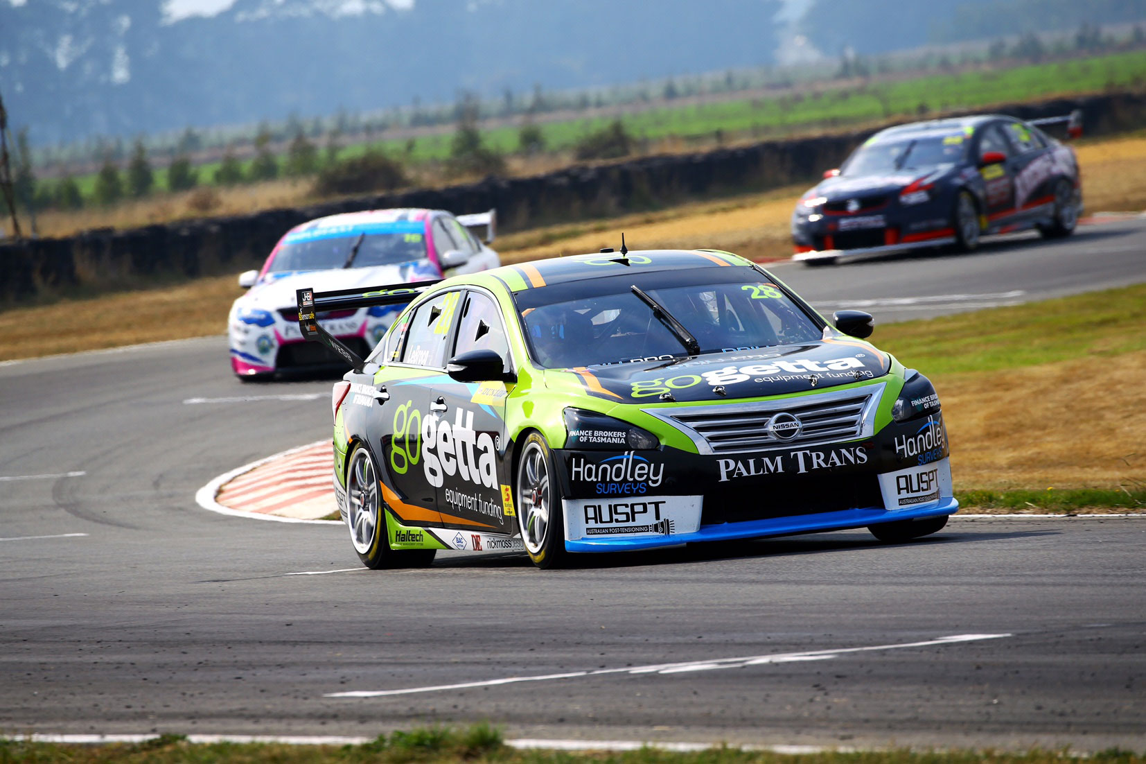 LE BROCQ TAKES OUT SUPER2 RACE 4 AT SYMMONS